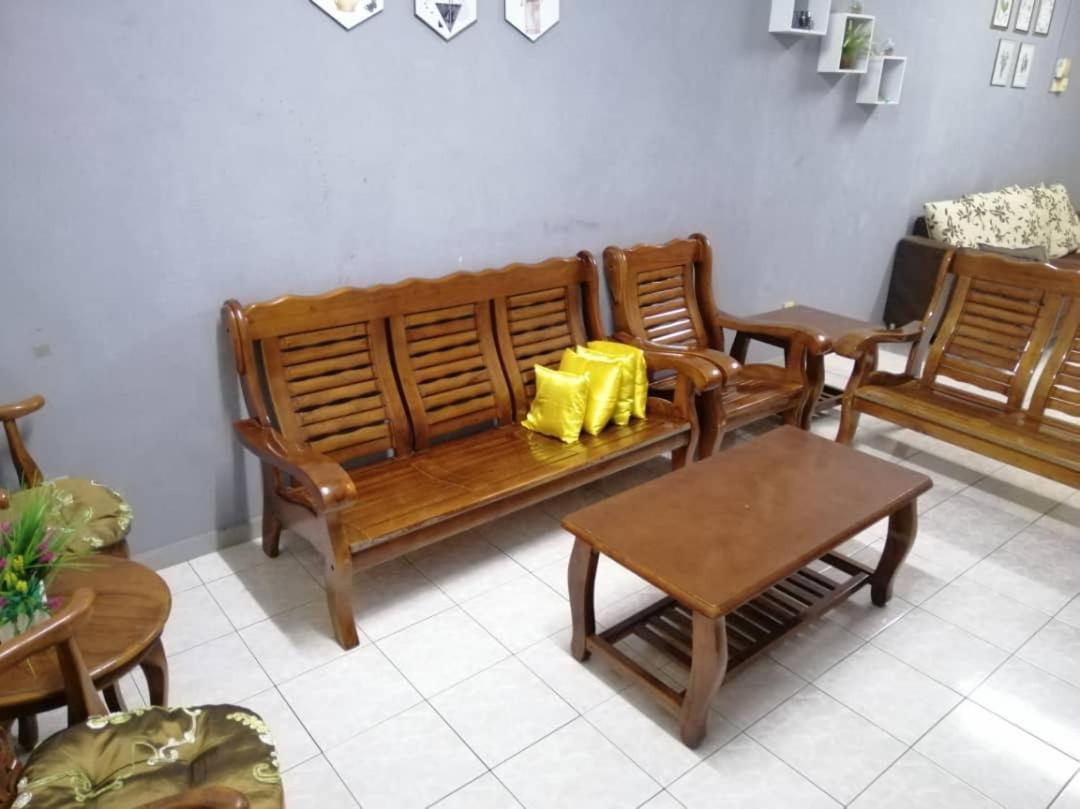 Homestay Perpaduan, Taman Bercham Raya Ulu Kinta Ipoh Perak Kampong Batu Lapan  Ngoại thất bức ảnh